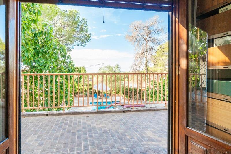 4 slaapkamer Villa Te koop 4 slaapkamer Villa Te koop