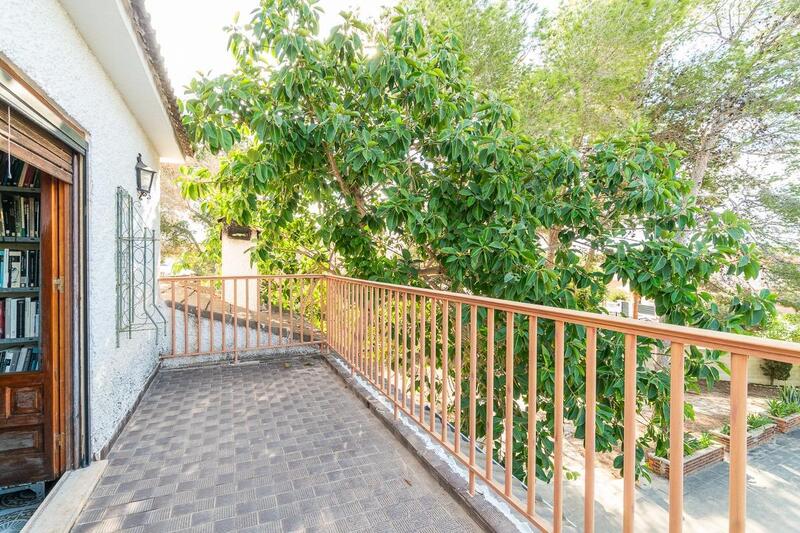 4 slaapkamer Villa Te koop 4 slaapkamer Villa Te koop