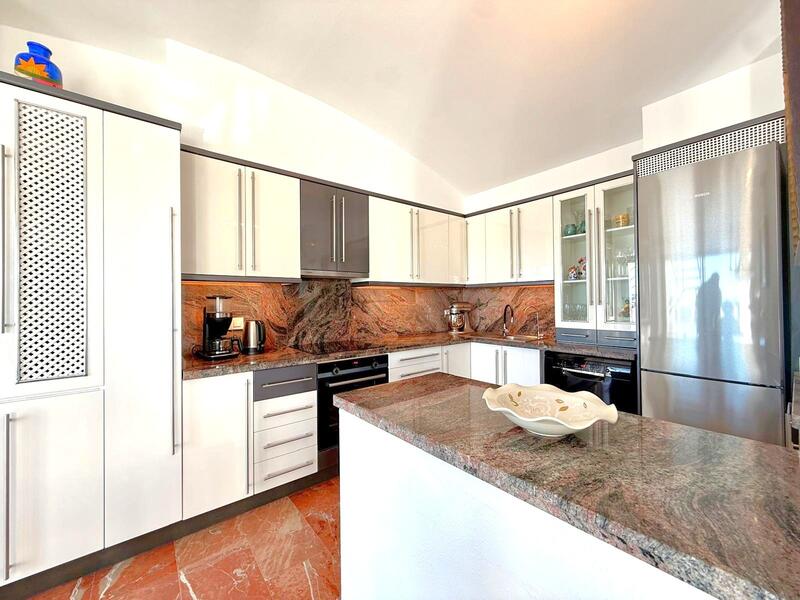 3 soverom Leilighet til salgs 3 soverom Leilighet til salgs