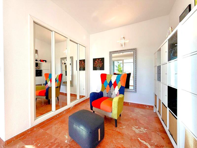 3 soverom Leilighet til salgs 3 soverom Leilighet til salgs