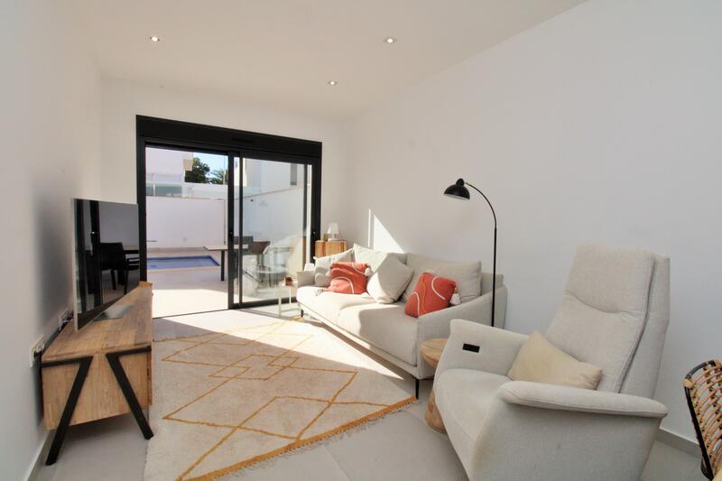 2 soveværelse Byhus til salg