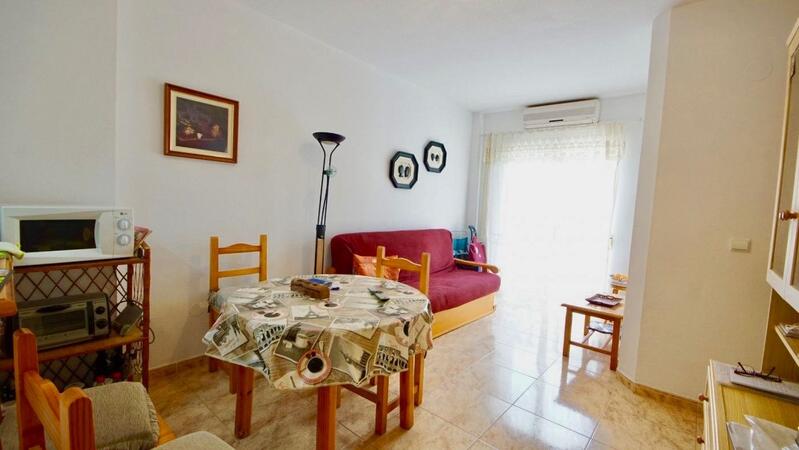 Apartamento en venta en Torrevieja, Alicante