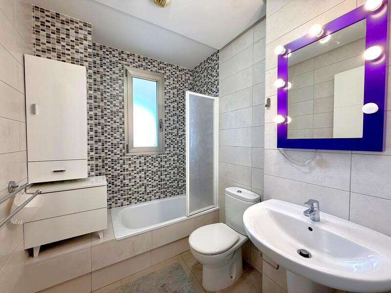 2 спальная комната квартира продается