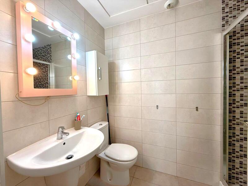 2 спальная комната квартира продается