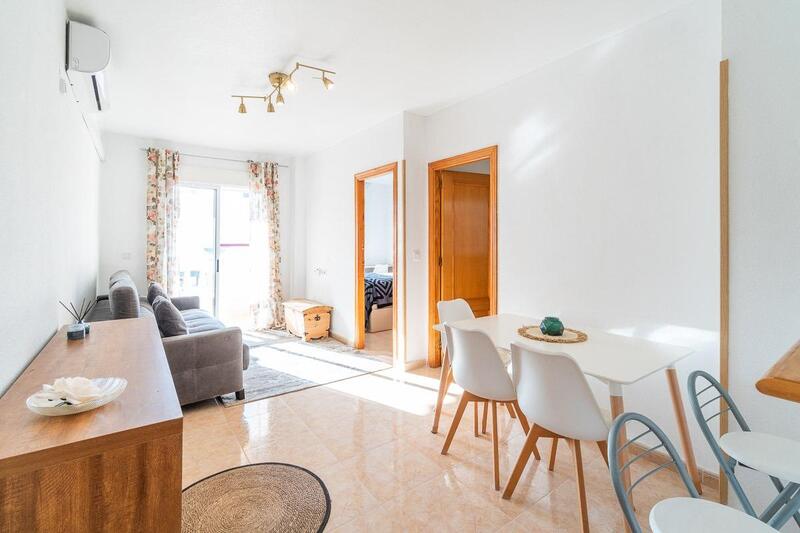 Apartamento en venta en Torrevieja, Alicante