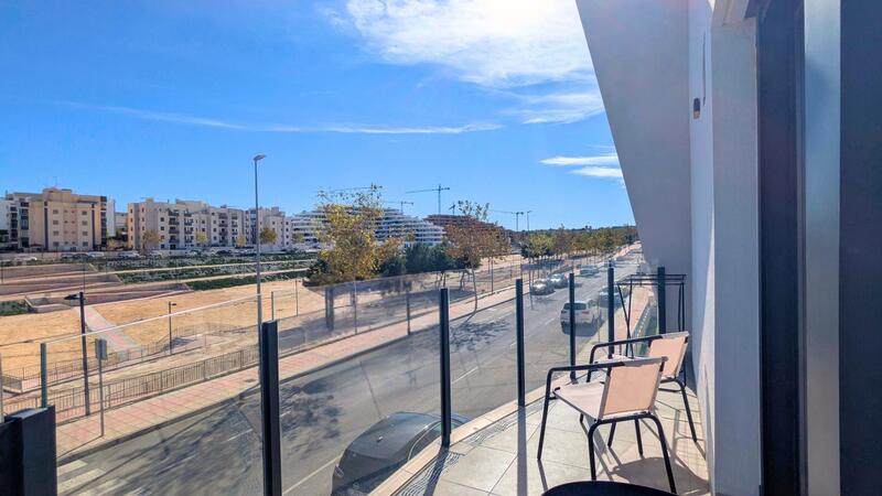 2 bedroom Apartment for sale