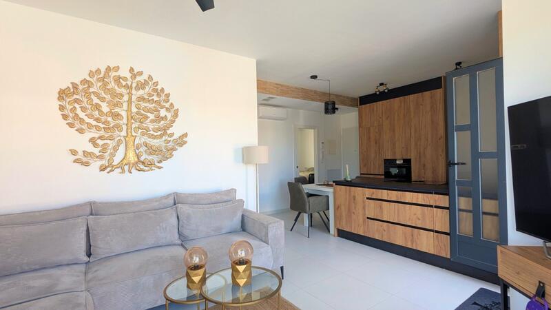 2 bedroom Apartment for sale