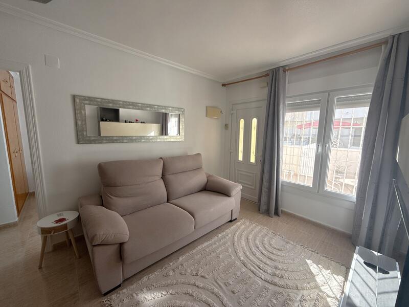 3 bedroom Townhouse for sale