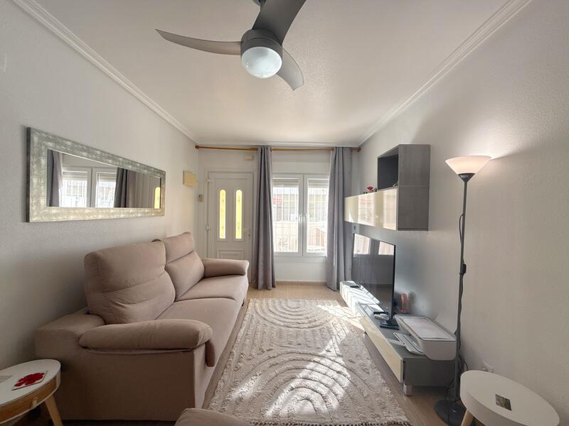 3 bedroom Townhouse for sale