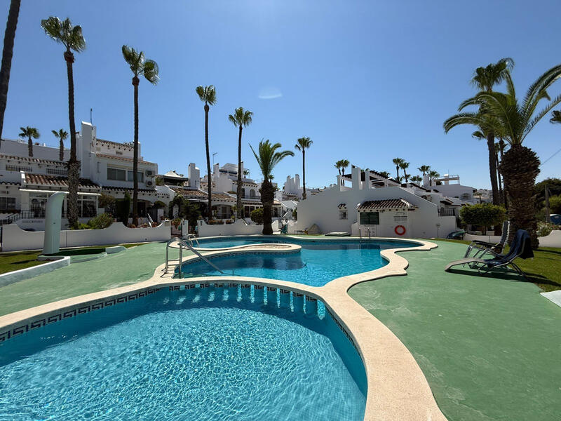 3 bedroom Townhouse for sale