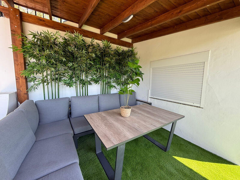 3 bedroom Townhouse for sale