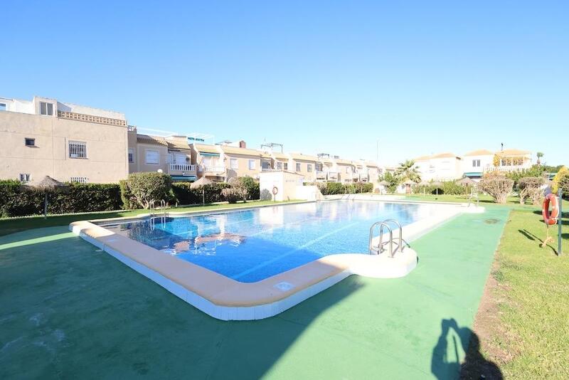 Villa for sale in Torrevieja, Alicante