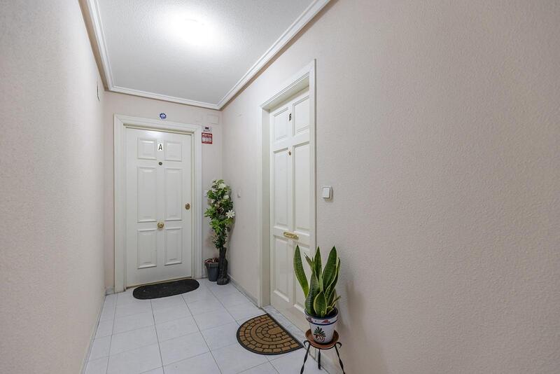 2 slaapkamer Appartement Te koop