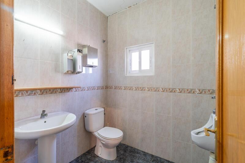 Commercial Property for Long Term Rent