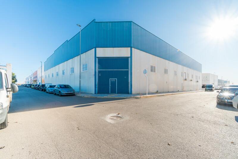 Commercial Property for Long Term Rent