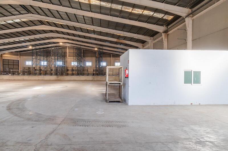 Commercial Property for Long Term Rent