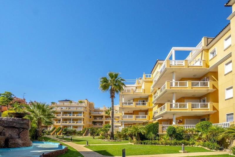 Appartement Te koop in Cabo Roig, Alicante
