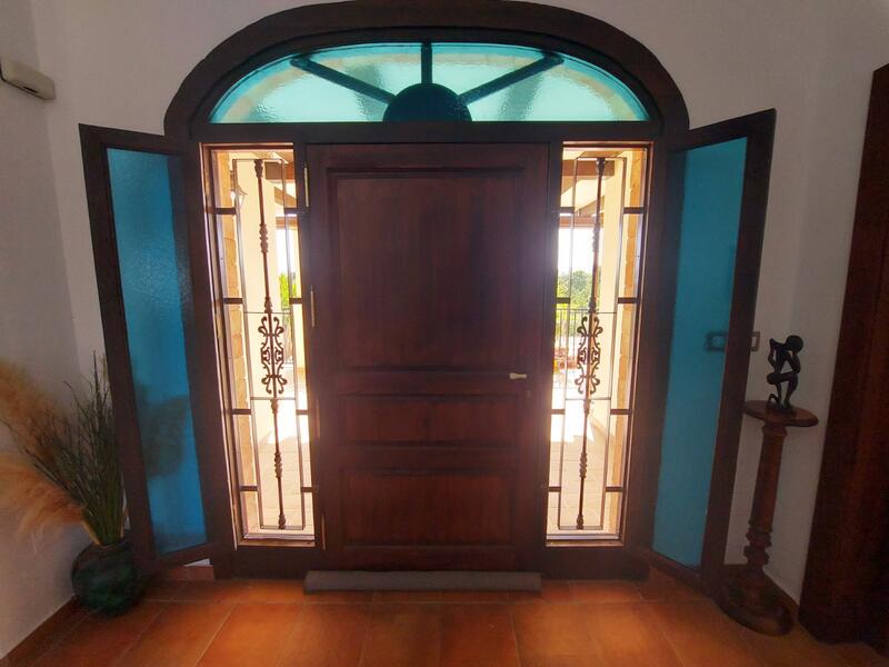 4 bedroom Country House for sale