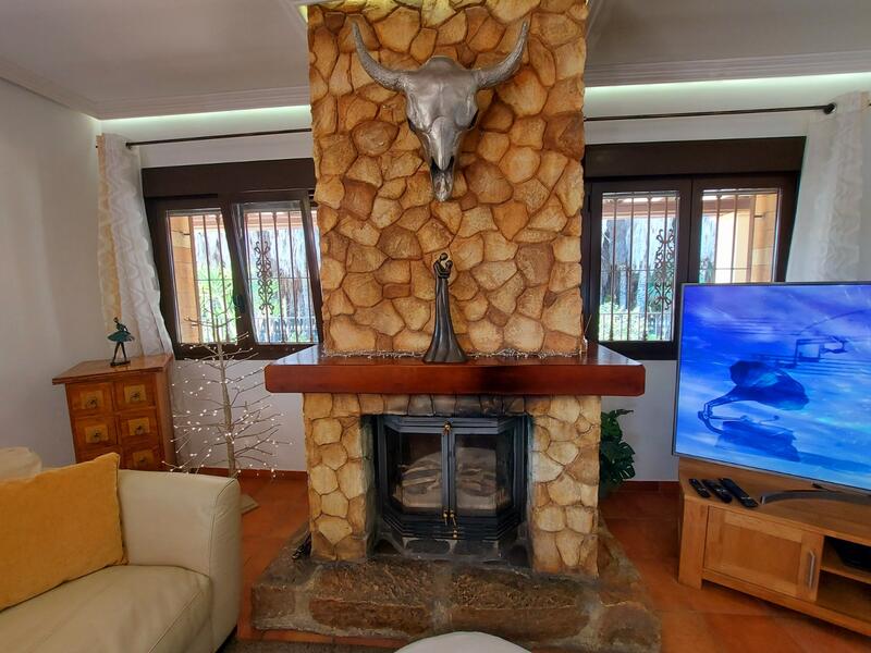 4 bedroom Country House for sale