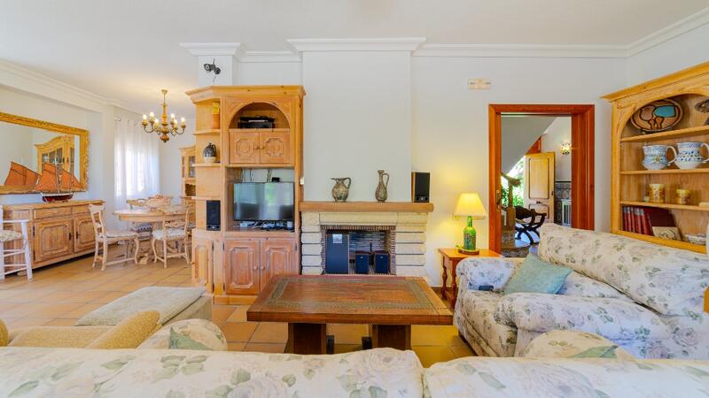 7 Cuarto Villa en venta