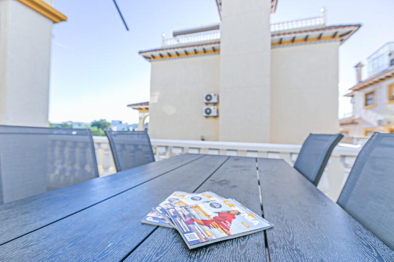 3 bedroom Townhouse for sale 3 bedroom Townhouse for sale