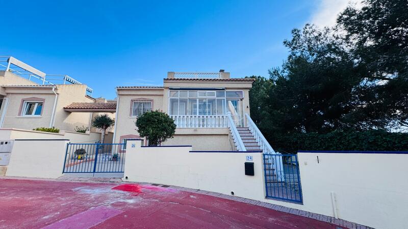 Villa zu verkaufen in Algorfa, Alicante