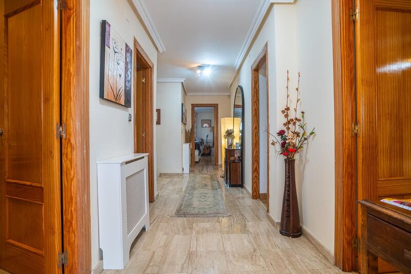 6 Schlafzimmer Villa zu verkaufen 6 Schlafzimmer Villa zu verkaufen