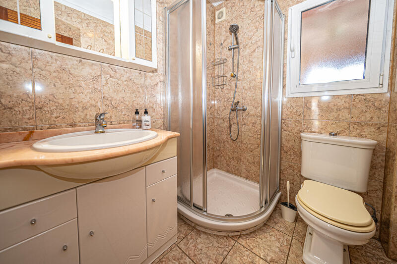 4 Schlafzimmer Villa zu verkaufen 4 Schlafzimmer Villa zu verkaufen