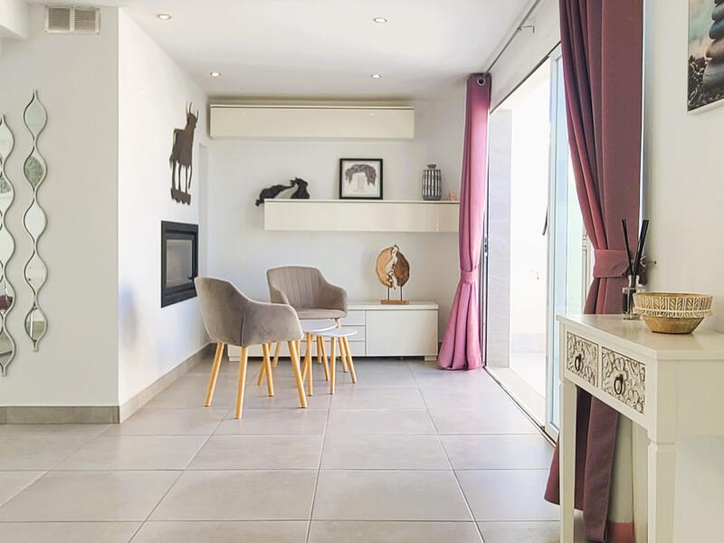 4 slaapkamer Villa Te koop 4 slaapkamer Villa Te koop