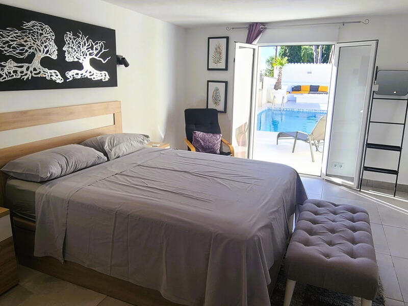 4 slaapkamer Villa Te koop 4 slaapkamer Villa Te koop