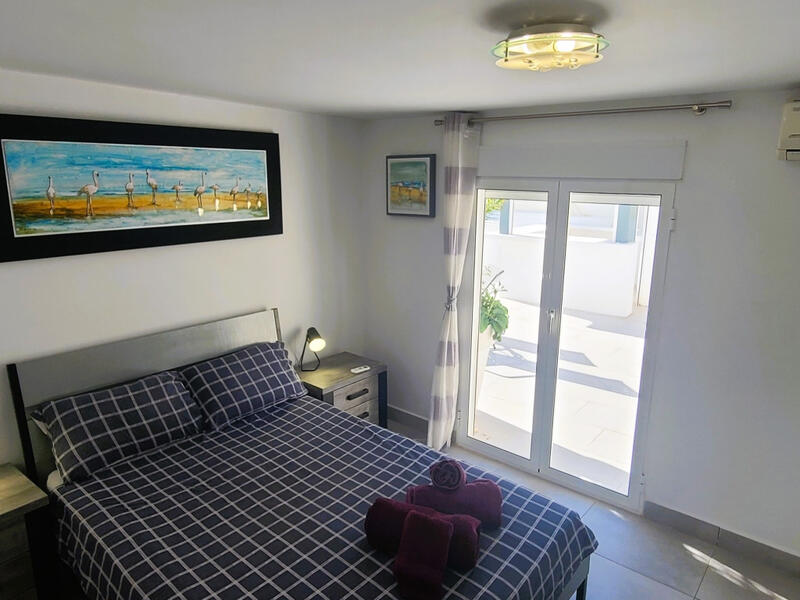 4 slaapkamer Villa Te koop 4 slaapkamer Villa Te koop