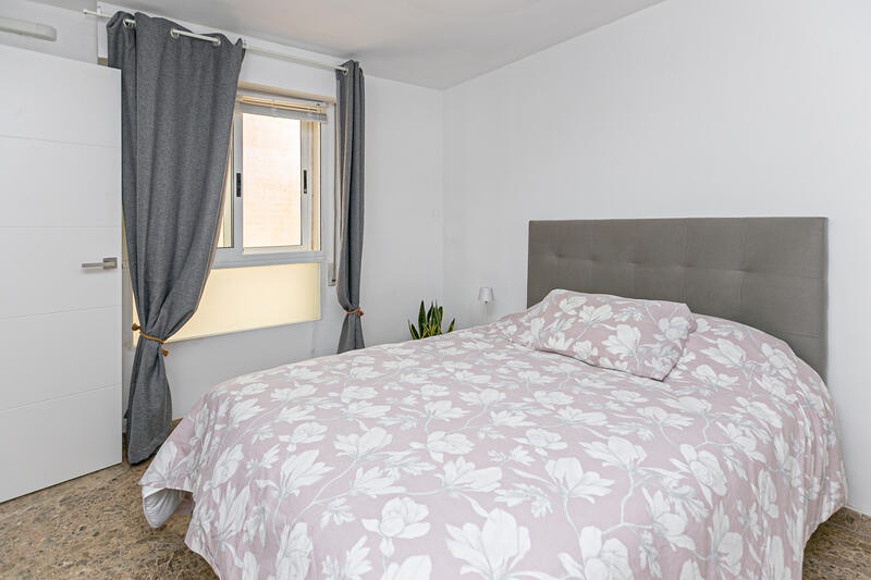 2 спальная комната квартира продается