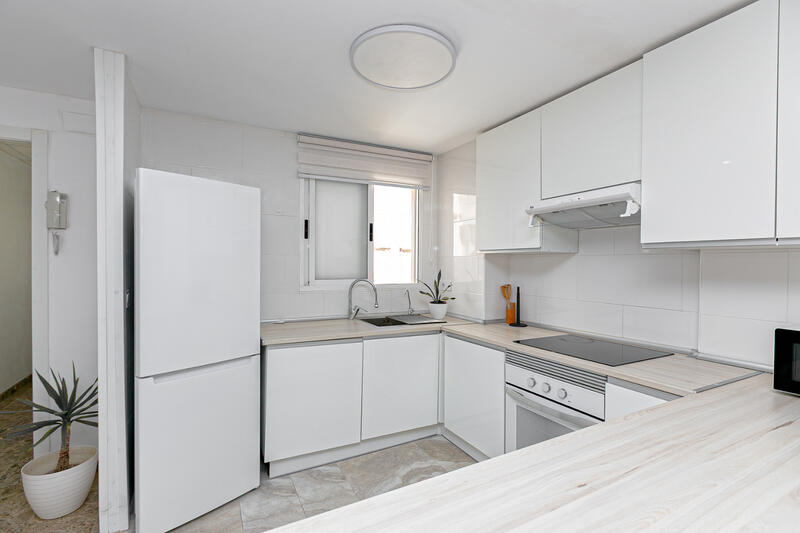 2 спальная комната квартира продается