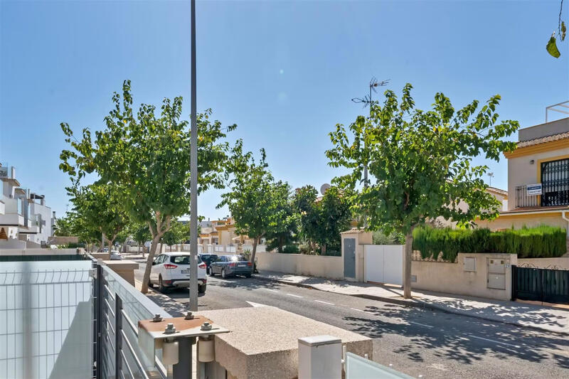 2 slaapkamer Appartement Te koop