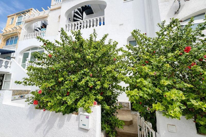 Lägenhet till salu i Villamartin, Alicante