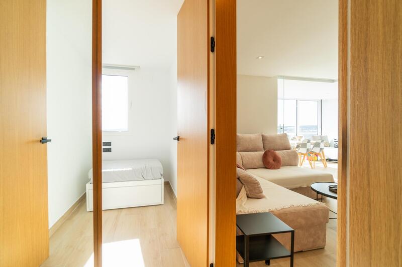 3 спальная комната квартира продается