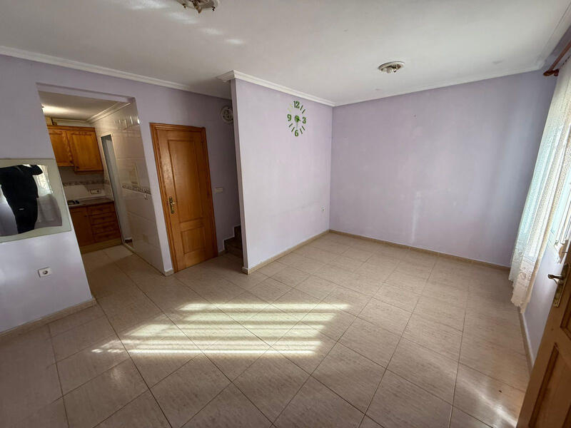 2 bedroom Townhouse for sale