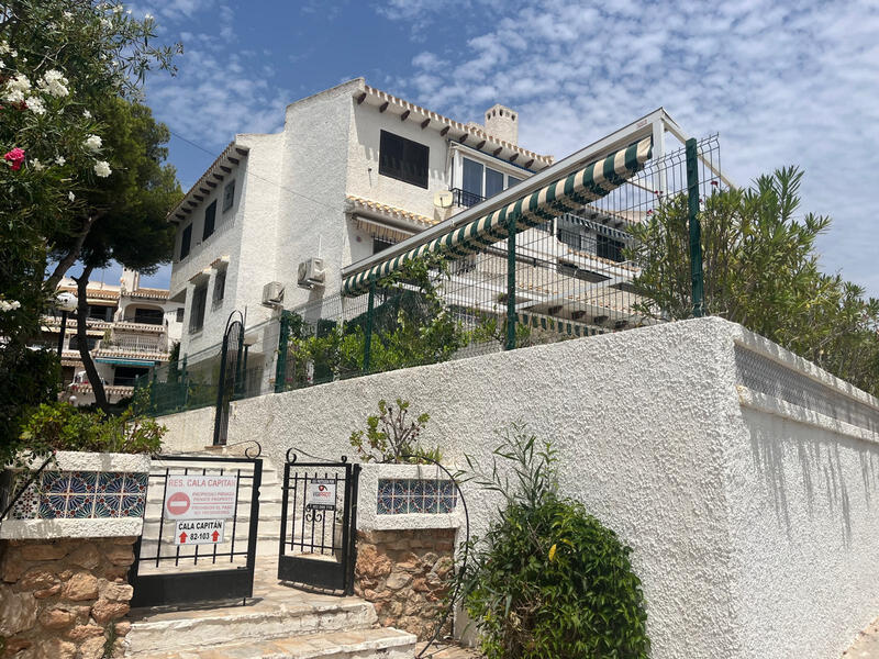 квартира продается в Cabo Roig, Alicante