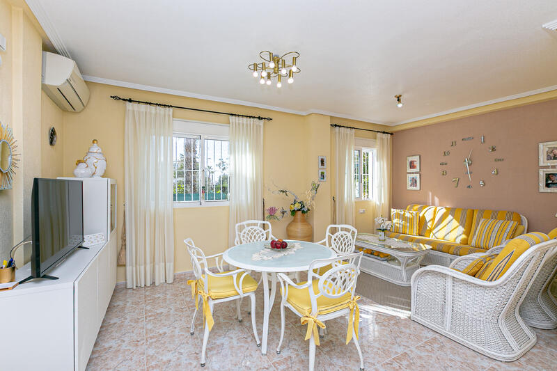 2 soveværelse Byhus til salg