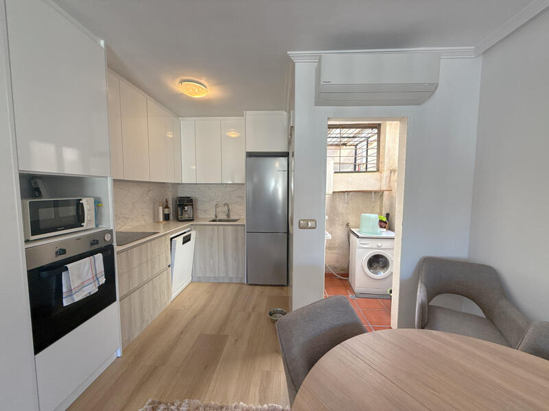 2 Cuarto Villa en venta