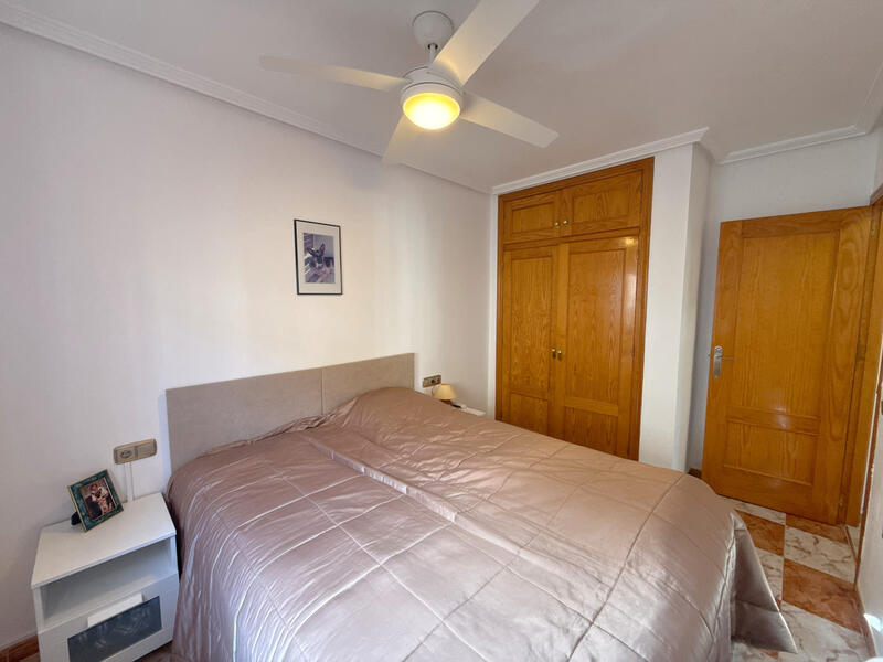 2 Cuarto Villa en venta