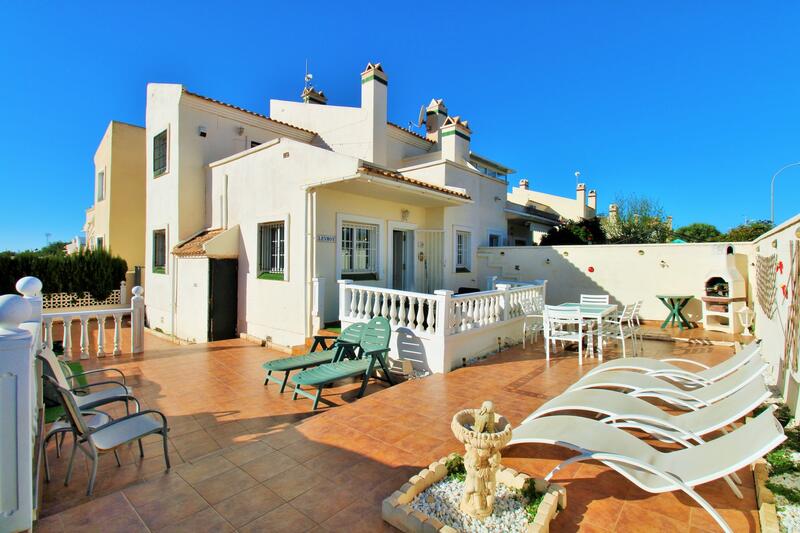 Villa for sale in Playa Flamenca, Alicante