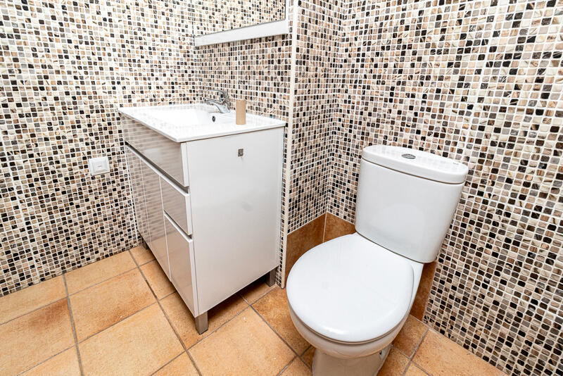 Commercial Property for Long Term Rent