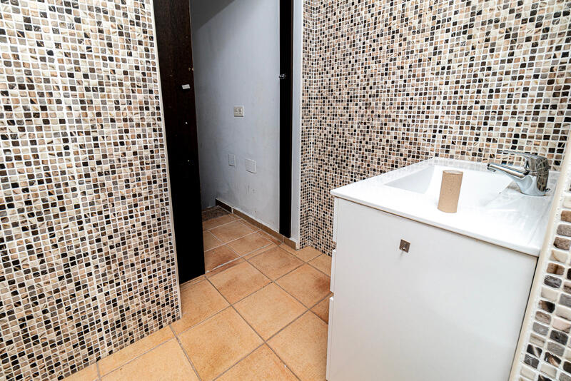 Commercial Property for Long Term Rent