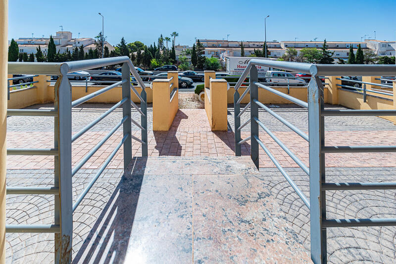 Commercial Property for Long Term Rent