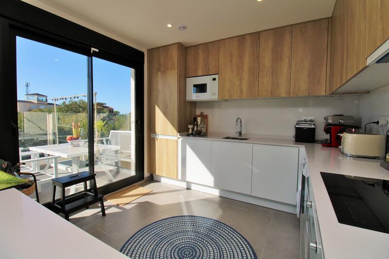 2 bedroom Apartment for sale 2 bedroom Apartment for sale