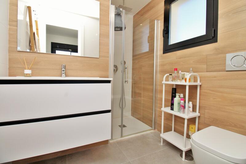 2 bedroom Apartment for sale 2 bedroom Apartment for sale