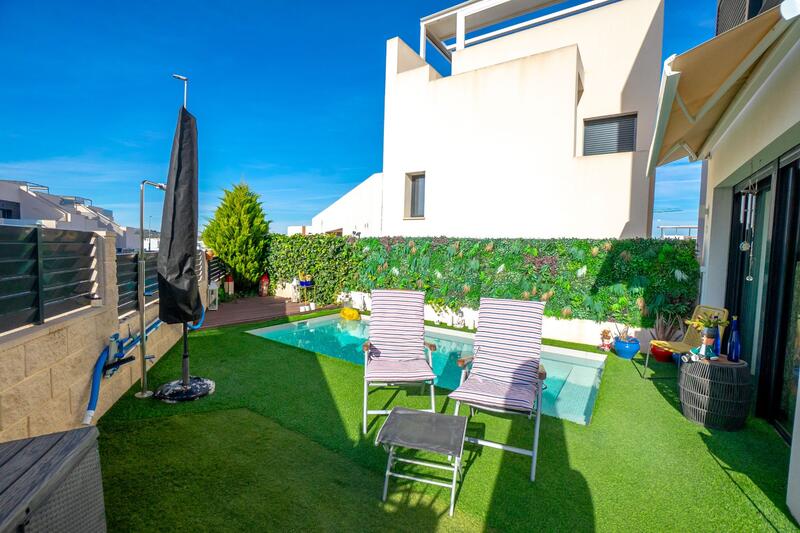 2 slaapkamer Villa Te koop