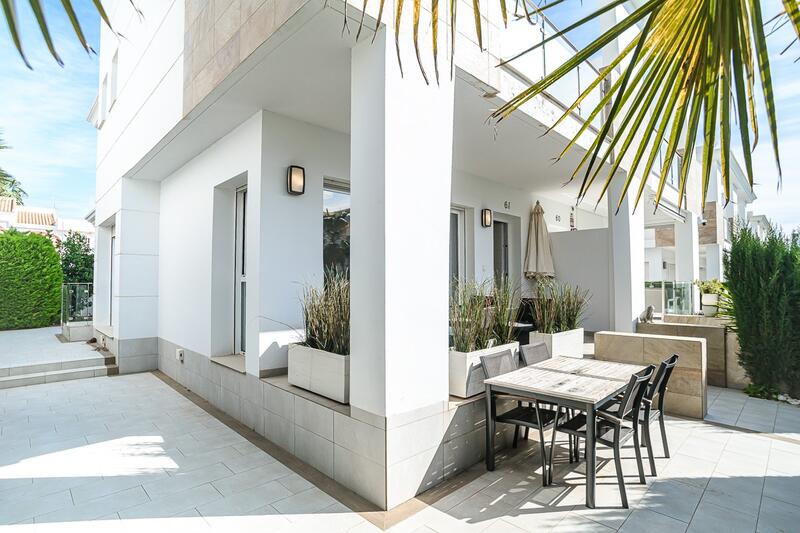 3 slaapkamer Villa Te koop 3 slaapkamer Villa Te koop