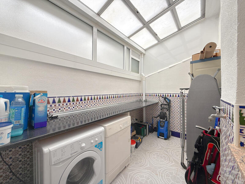 2 bedroom Townhouse for sale 2 bedroom Townhouse for sale